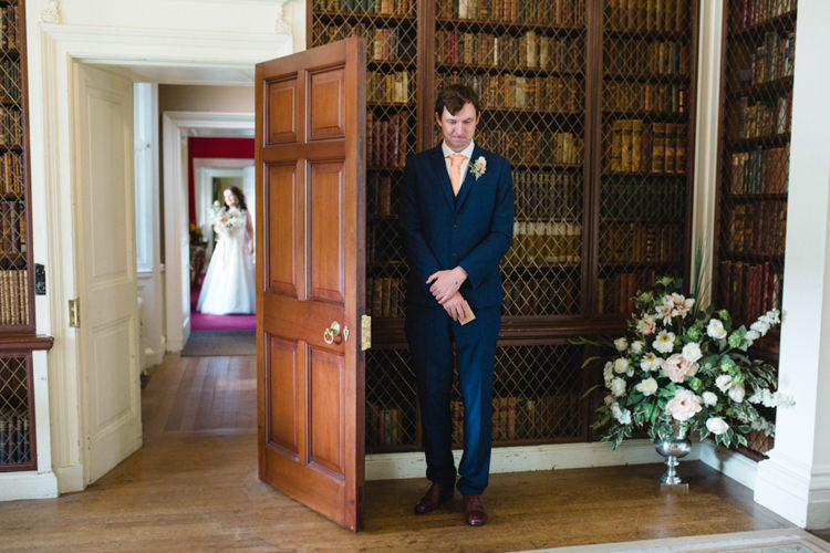 Whimsical Pastel Travel Wedding https://www.thegibsonsphotography.co.uk/