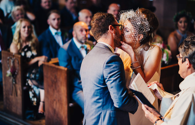 Quirky Stylish Country House Wedding http://www.stevebridgwoodphotography.co.uk/