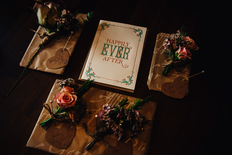 Garter Bride Bridal Flowers Quirky Stylish Country House Wedding http://www.stevebridgwoodphotography.co.uk/