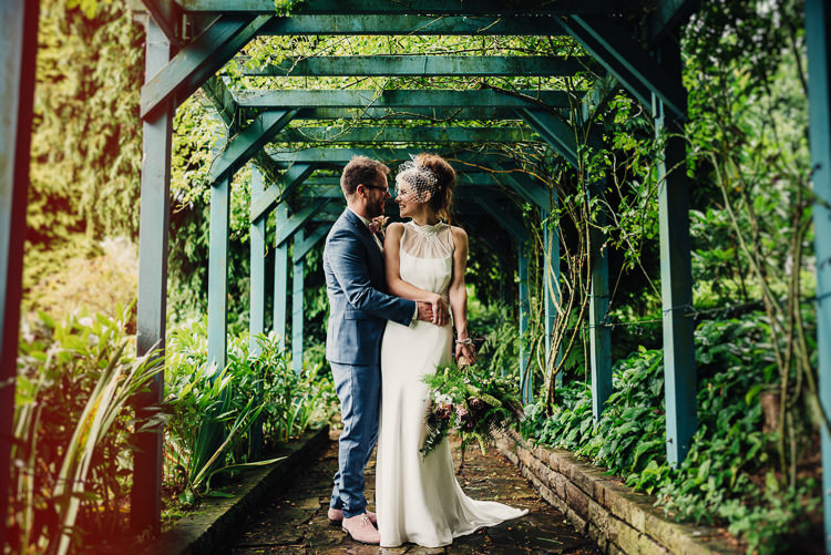 Quirky Stylish Country House Wedding http://www.stevebridgwoodphotography.co.uk/