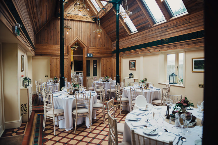 Quirky Stylish Country House Wedding http://www.stevebridgwoodphotography.co.uk/