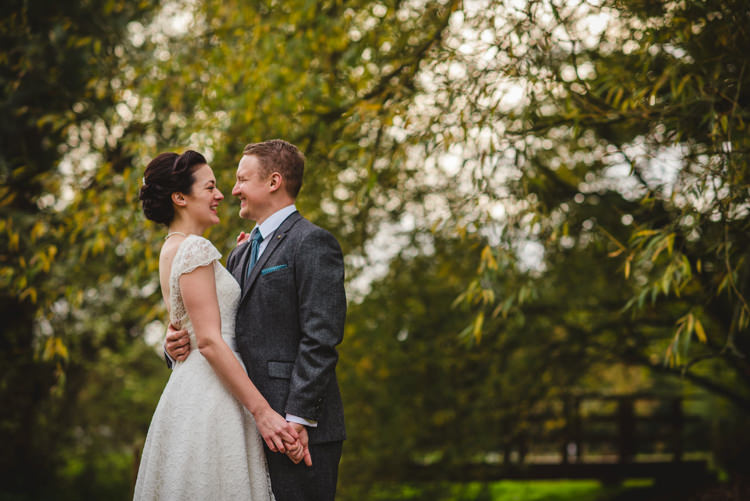 Crafty Rustic Farm Barn Wedding http://www.sophieduckworthphotography.com/