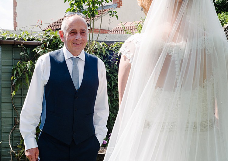 Pretty Pale Blue Summer Wedding http://www.georginabrewster.com/