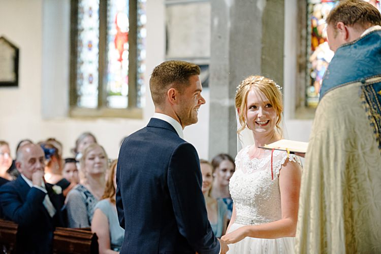 Pretty Pale Blue Summer Wedding http://www.georginabrewster.com/