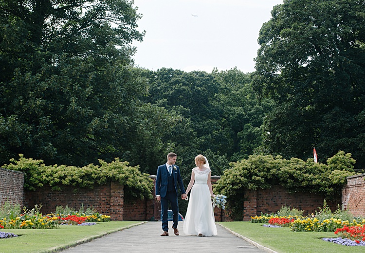 Pretty Pale Blue Summer Wedding http://www.georginabrewster.com/