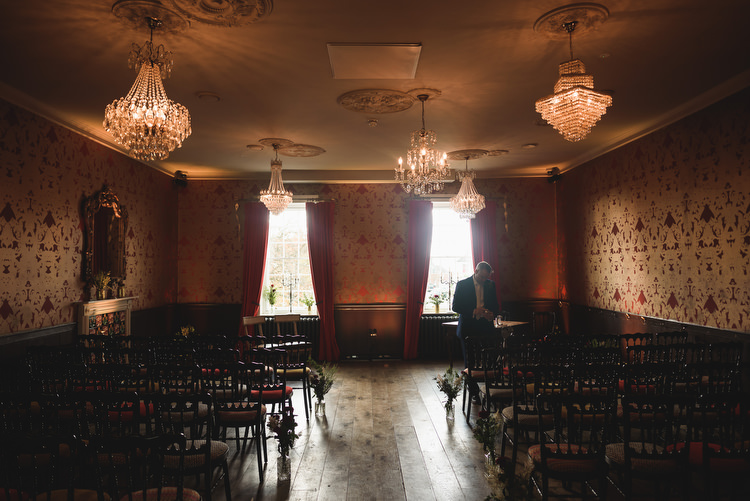 Quirky Vintage Glamour Wedding https://www.jacksonandcophotography.com/