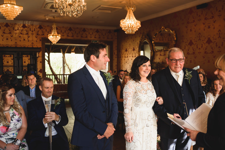 Quirky Vintage Glamour Wedding https://www.jacksonandcophotography.com/
