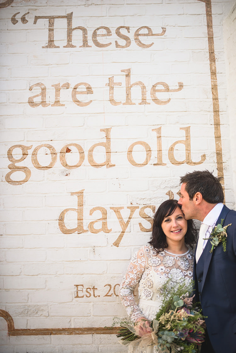 Quirky Vintage Glamour Wedding https://www.jacksonandcophotography.com/