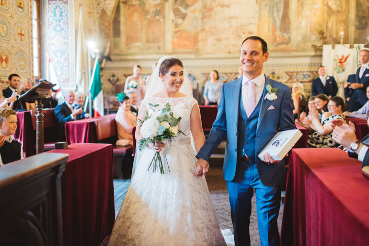 Beautiful Tuscan Villa Destination Wedding http://www.francessales.co.uk/