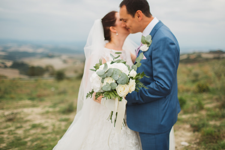 Beautiful Tuscan Villa Destination Wedding http://www.francessales.co.uk/