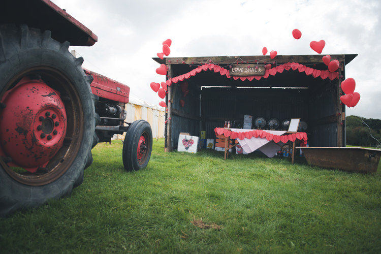 Colourful Country Farm Marquee Wedding http://www.hannahmilesphotography.com/