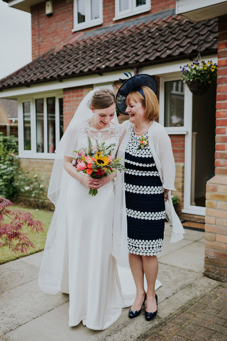 Stylish Hand Made Rainy Summer Barn Wedding http://www.kategrayphotography.com/