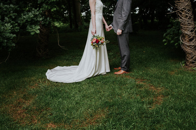 Stylish Hand Made Rainy Summer Barn Wedding http://www.kategrayphotography.com/
