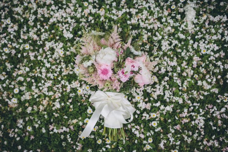 Blush Navy DIY Tipi Wedding Home http://www.kategrayphotography.com/