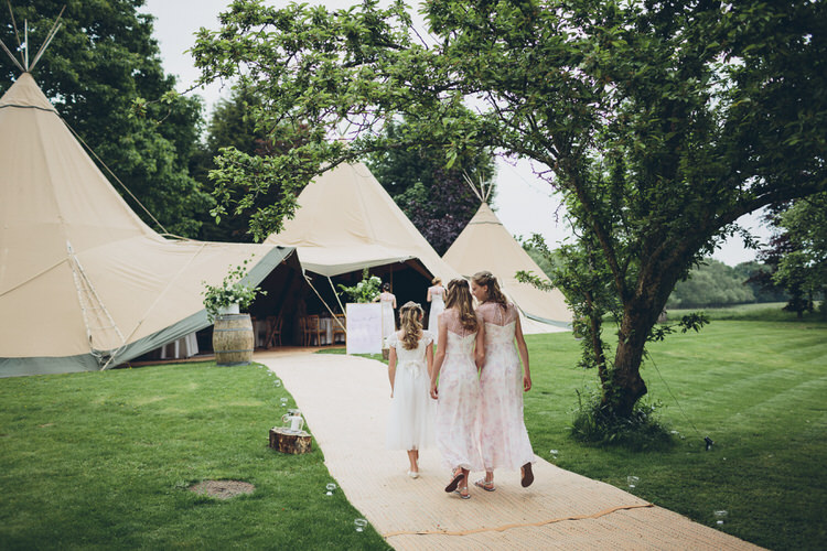 Blush Navy DIY Tipi Wedding Home http://www.kategrayphotography.com/
