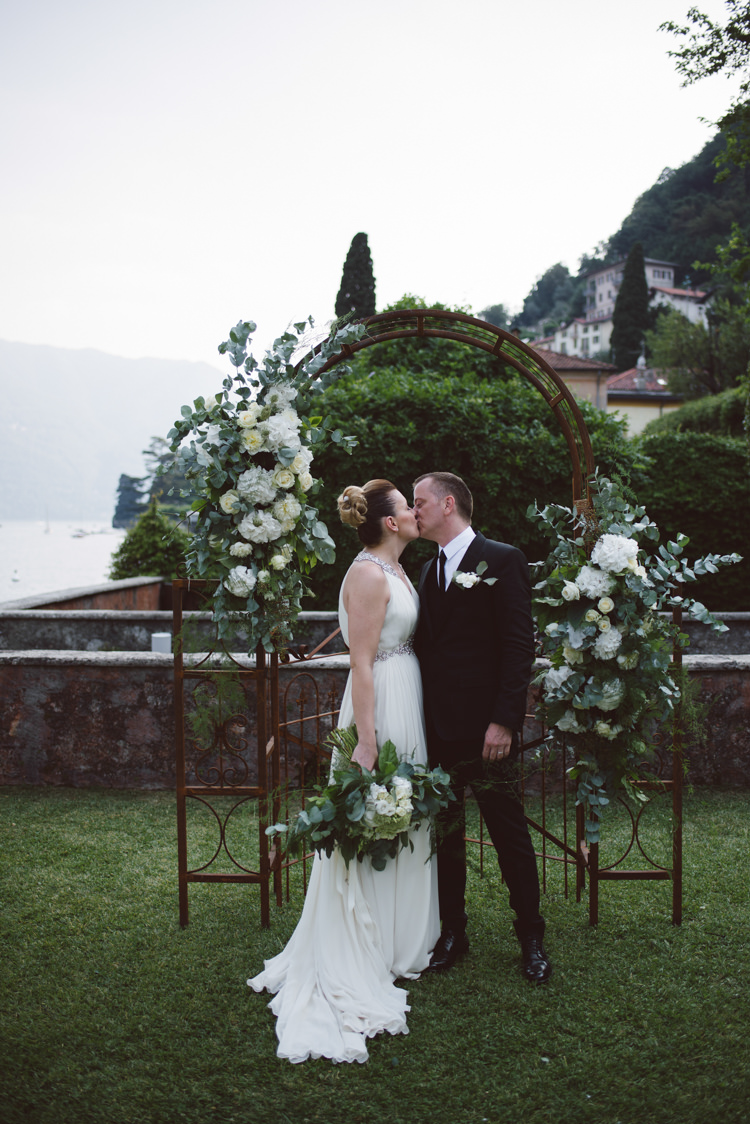 Botanical Copper Greenery Lake Como Wedding http://margheritacalatiphotography.com/