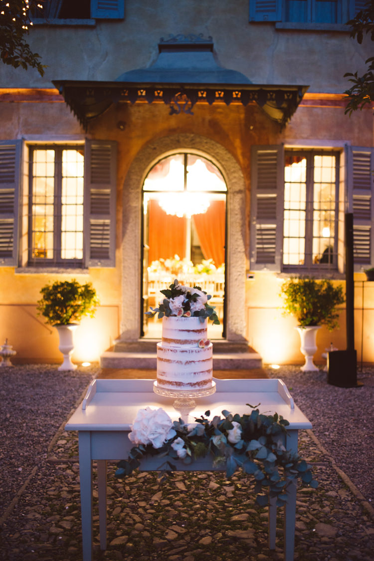 Naked Wedding Cake White Florals Greenery Grey Villa Botanical Copper Greenery Lake Como Wedding http://margheritacalatiphotography.com/