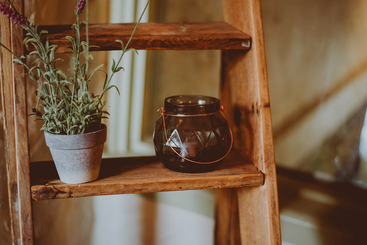 Ladder Decor Modern Minimal Botanical Winter Wedding http://bigbouquet.co.uk/