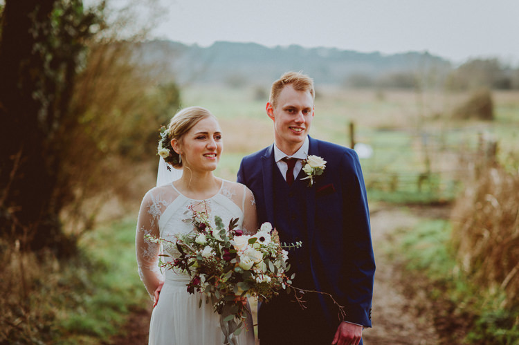 Modern Minimal Botanical Winter Wedding http://bigbouquet.co.uk/
