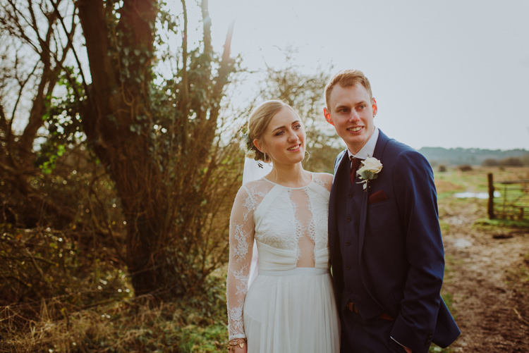 Modern Minimal Botanical Winter Wedding http://bigbouquet.co.uk/