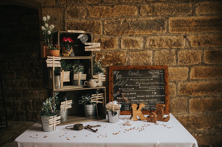 Enchanting Woodland Boho Wedding http://www.kerrydiamondphotography.com/