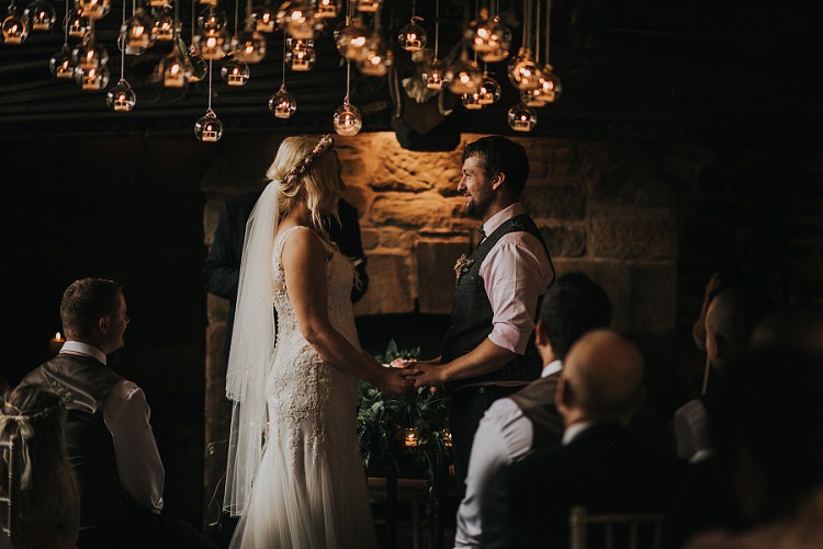 Enchanting Woodland Boho Wedding http://www.kerrydiamondphotography.com/