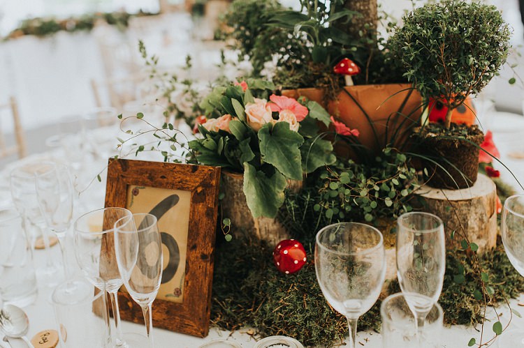 Logs Flowers Animals Hare Roses Foliage Greenery Decor Toadstools Enchanting Woodland Boho Wedding http://www.kerrydiamondphotography.com/