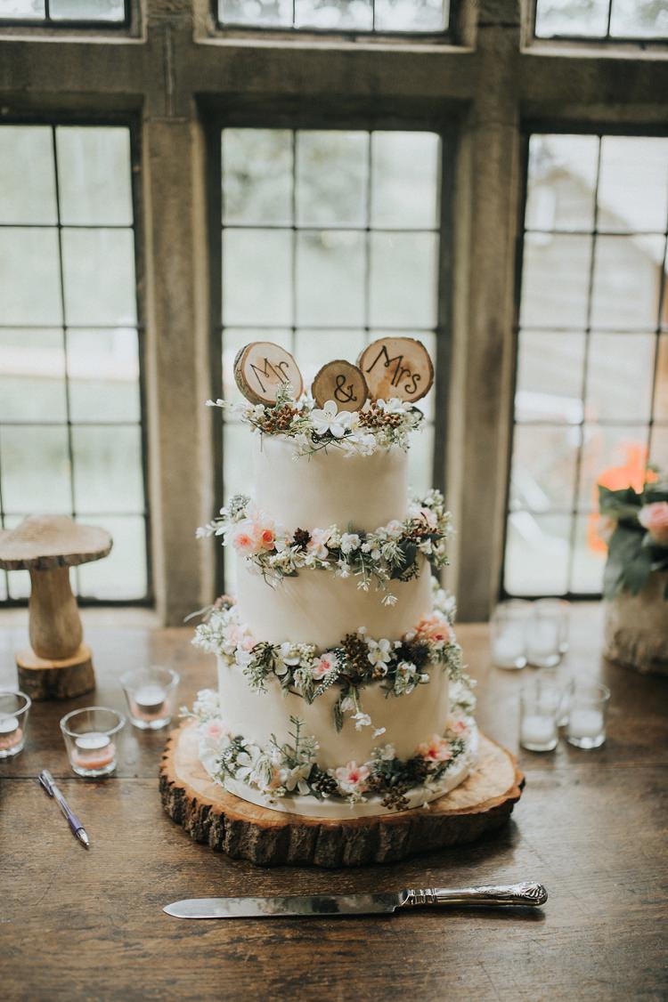 Rustic Cake Flowers Log Topper Enchanting Woodland Boho Wedding http://www.kerrydiamondphotography.com/