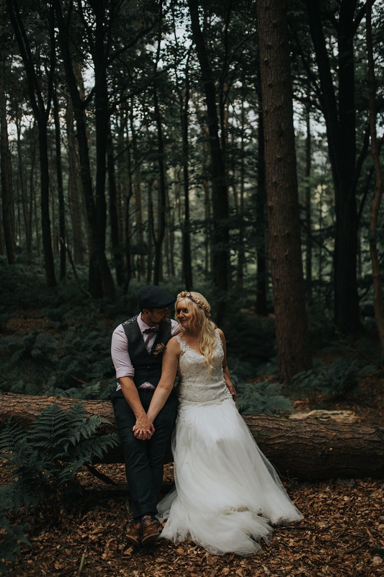 Enchanting Woodland Boho Wedding http://www.kerrydiamondphotography.com/