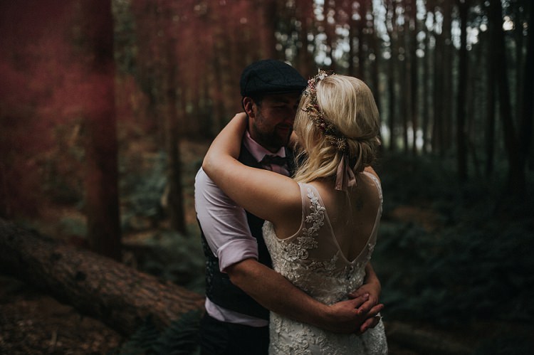 Enchanting Woodland Boho Wedding http://www.kerrydiamondphotography.com/