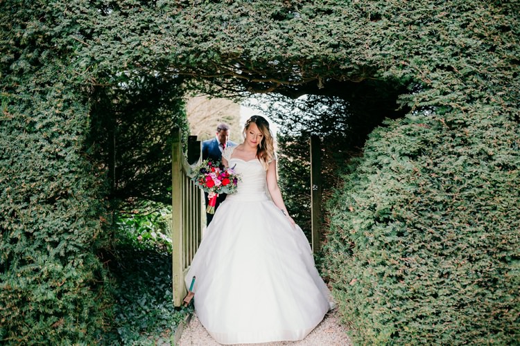 Fun Colourful Modern Music Wedding http://hollycollingsphotography.com/
