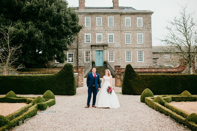 Fun Colourful Modern Music Wedding http://hollycollingsphotography.com/
