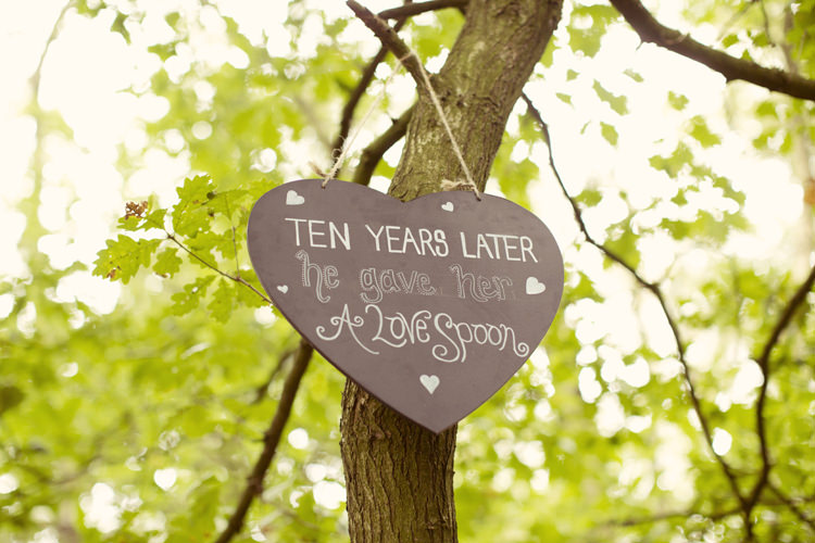 Whimsical Woodland Autumn Wedding http://www.rebeccaweddingphotography.co.uk/