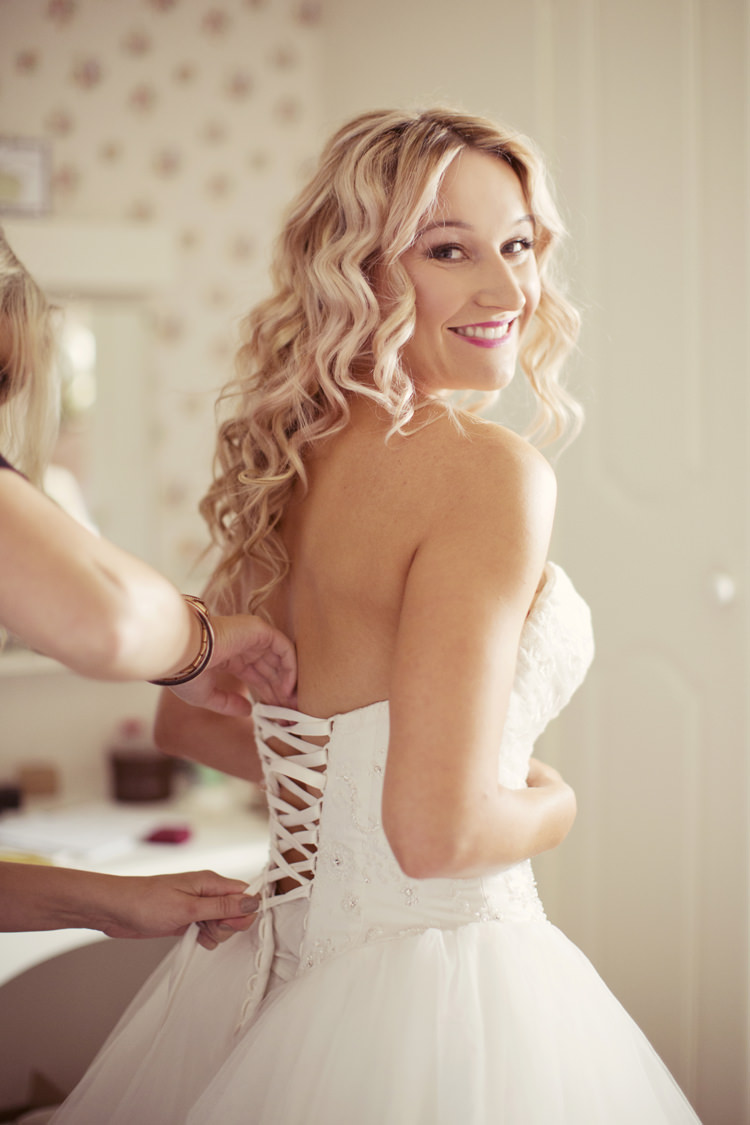 Long Wavy Blonde Hair Bride Bridal Curls Whimsical Woodland Autumn Wedding http://www.rebeccaweddingphotography.co.uk/