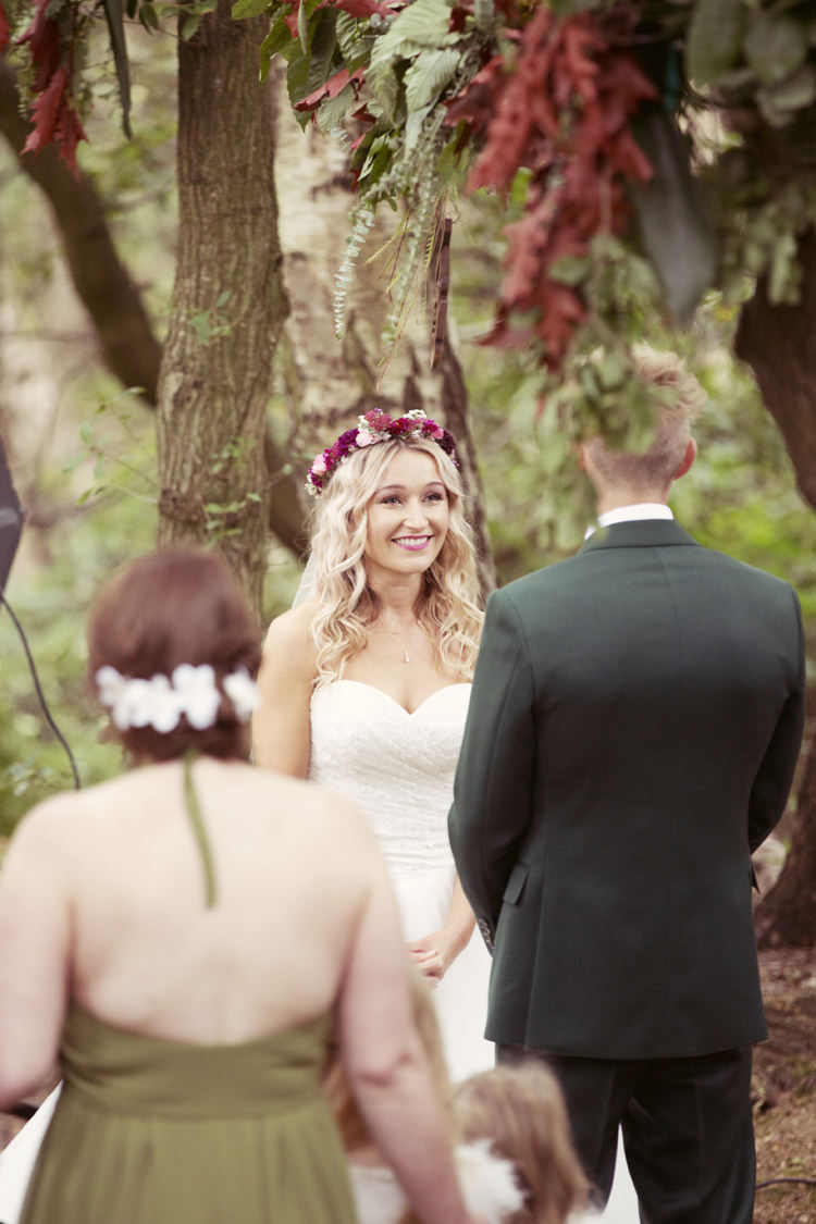 Whimsical Woodland Autumn Wedding http://www.rebeccaweddingphotography.co.uk/