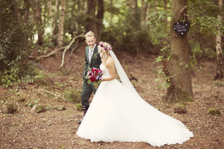 Whimsical Woodland Autumn Wedding http://www.rebeccaweddingphotography.co.uk/ 