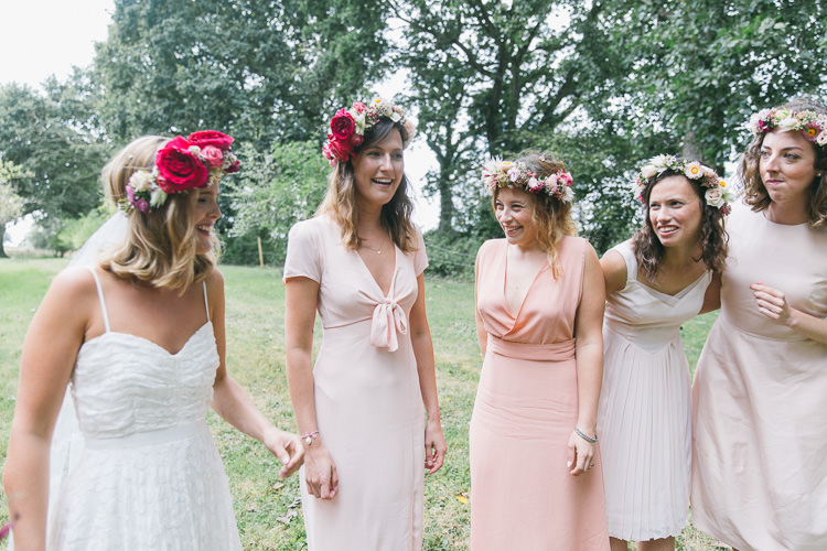 Creative Cool Bohemian Harbourside Wedding http://carohutchings.com/