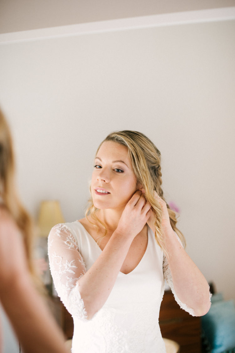 Make Up Hair Bride Bridal Natural Opulent Metallics City Library Wedding http://www.croandkowlove.com/