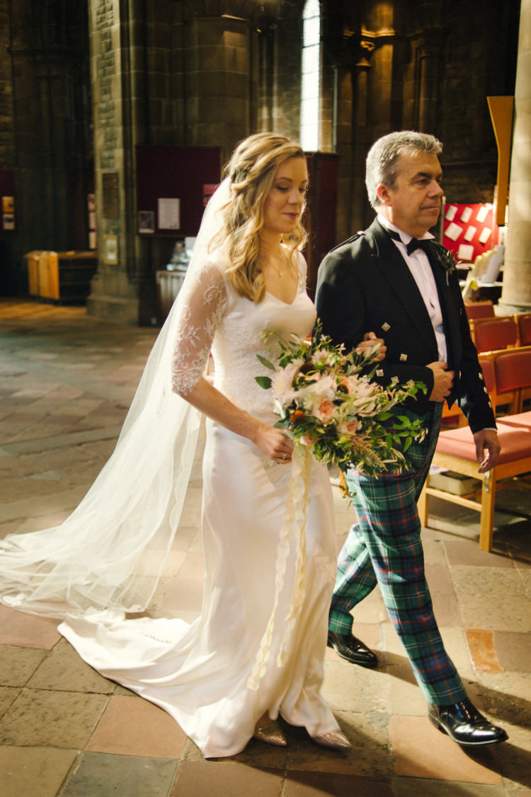 Opulent Metallics City Library Wedding http://www.croandkowlove.com/