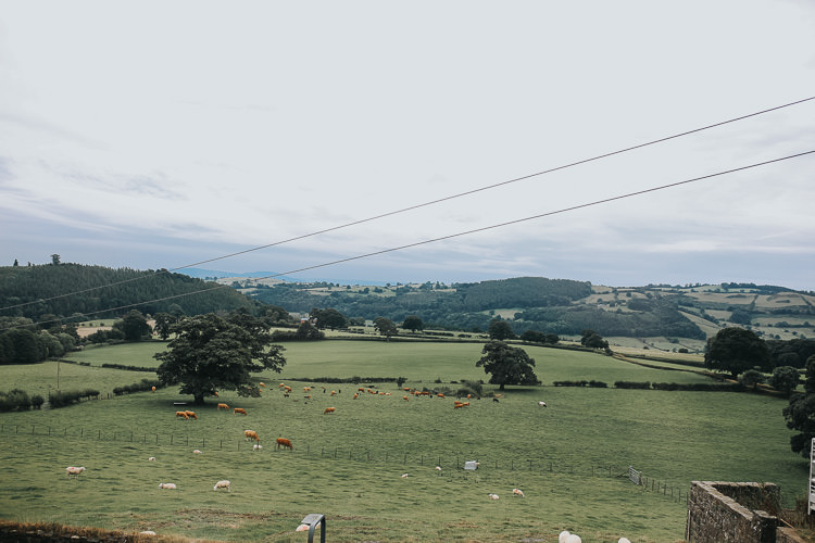 DIY Farm Weekend Long Wedding http://www.nestalloyd.co.uk/