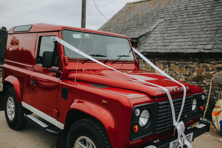 DIY Farm Weekend Long Wedding http://www.nestalloyd.co.uk/