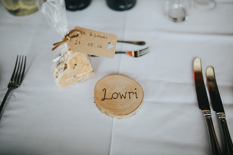 Name Place Card Favours Wood Slice DIY Farm Weekend Long Wedding http://www.nestalloyd.co.uk/