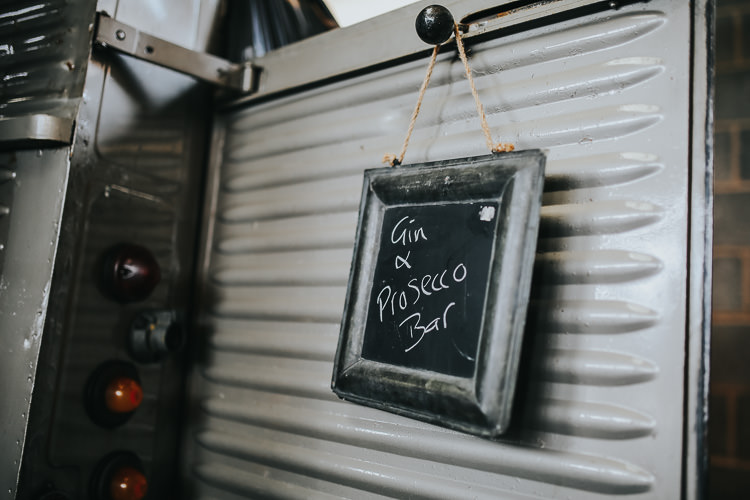 Chalk Sign Gin Prosecco Bar Classic Citroen Van Vintage DIY Farm Weekend Long Wedding http://www.nestalloyd.co.uk/