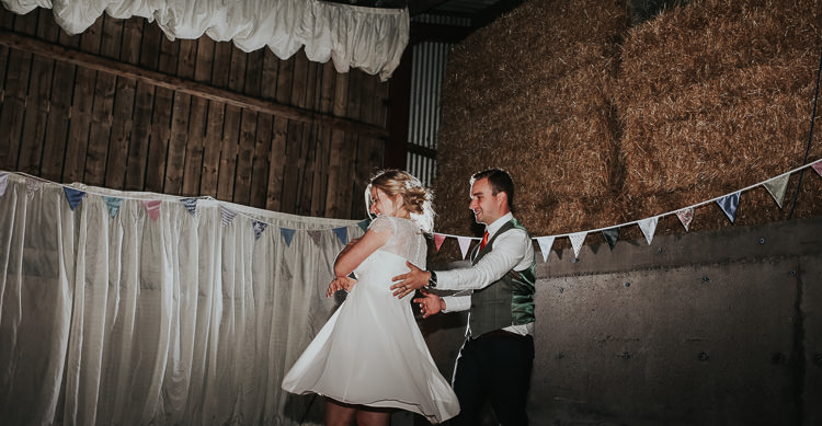 DIY Farm Weekend Long Wedding http://www.nestalloyd.co.uk/