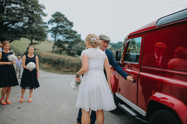 DIY Farm Weekend Long Wedding http://www.nestalloyd.co.uk/
