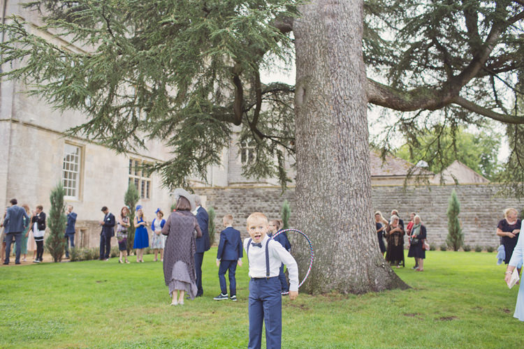 Antler Feather Stunning Countryside Wedding http://www.cottoncandyweddings.co.uk/