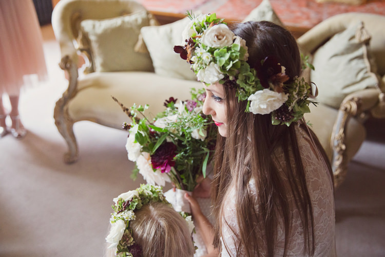 Red Burgundy Dahlia Blush Bouquet Flowers Bride Bridal Foliage Rose Crown Antler Feather Stunning Countryside Wedding http://www.cottoncandyweddings.co.uk/