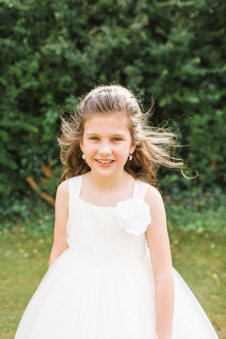 Burgundy Gold Rustic Glam Barn Wedding http://www.terripashleyphotography.co.uk/
