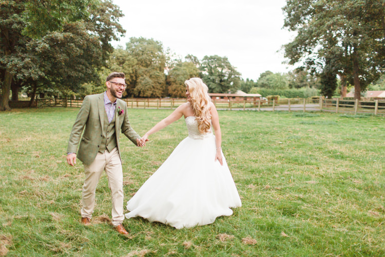 Burgundy Gold Rustic Glam Barn Wedding http://www.terripashleyphotography.co.uk/
