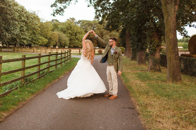 Burgundy Gold Rustic Glam Barn Wedding http://www.terripashleyphotography.co.uk/